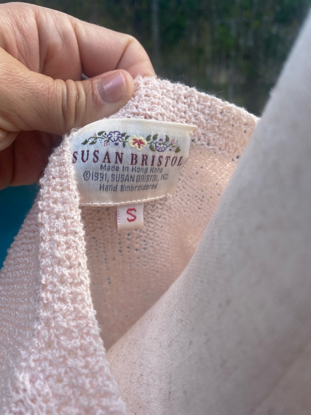 Vintage Pink Embroidered Button-Up Sweater Cardigan - Picture 2 of 11